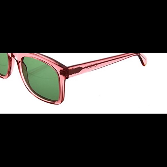 WILDFOX GAUDY ROSEWATER SUNGLASSES & CASE NWT main image 5